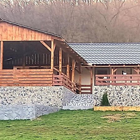Vila Casa Claudiu Ieşelniţa Exteriér fotografie