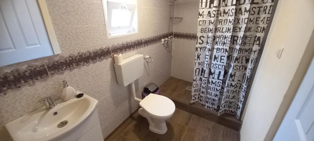 Vila Casa Claudiu Ieşelniţa Exteriér fotografie