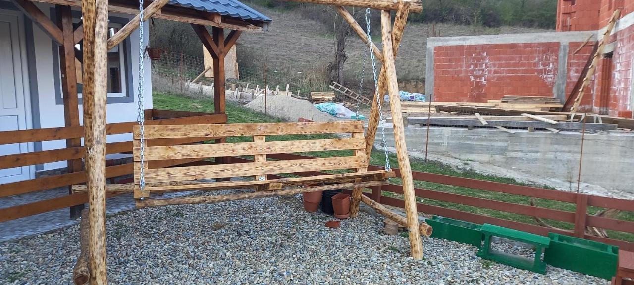 Vila Casa Claudiu Ieşelniţa Exteriér fotografie